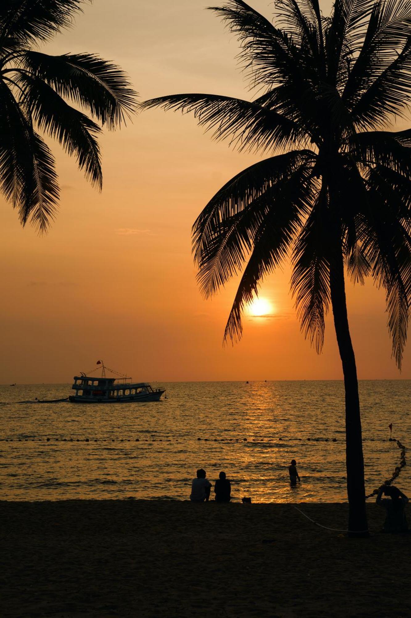 Kosmos Apart Hotel Phu Quoc - Night Market & Walkin To Beach Εξωτερικό φωτογραφία